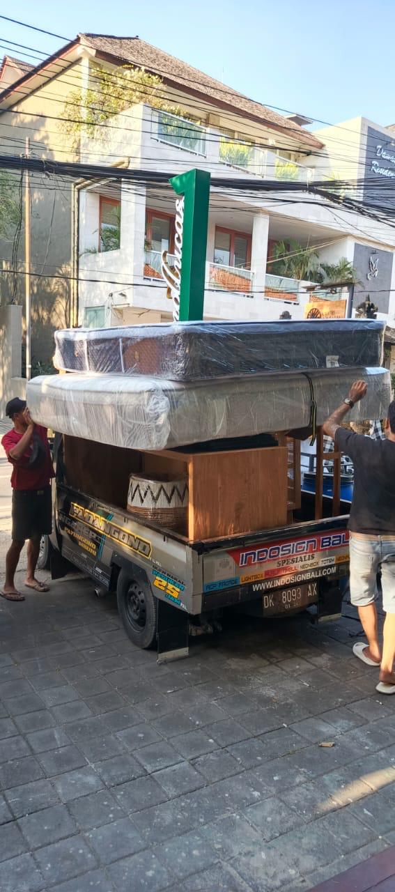 OLA moving team indoor